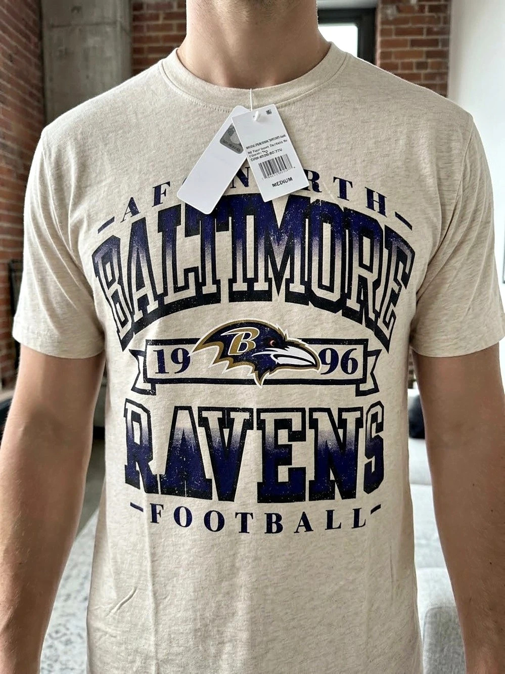 NWT Baltimore Ravens T-Shirt Men’s AFC North Graphic Tee Beige Oatmeal CSA, M